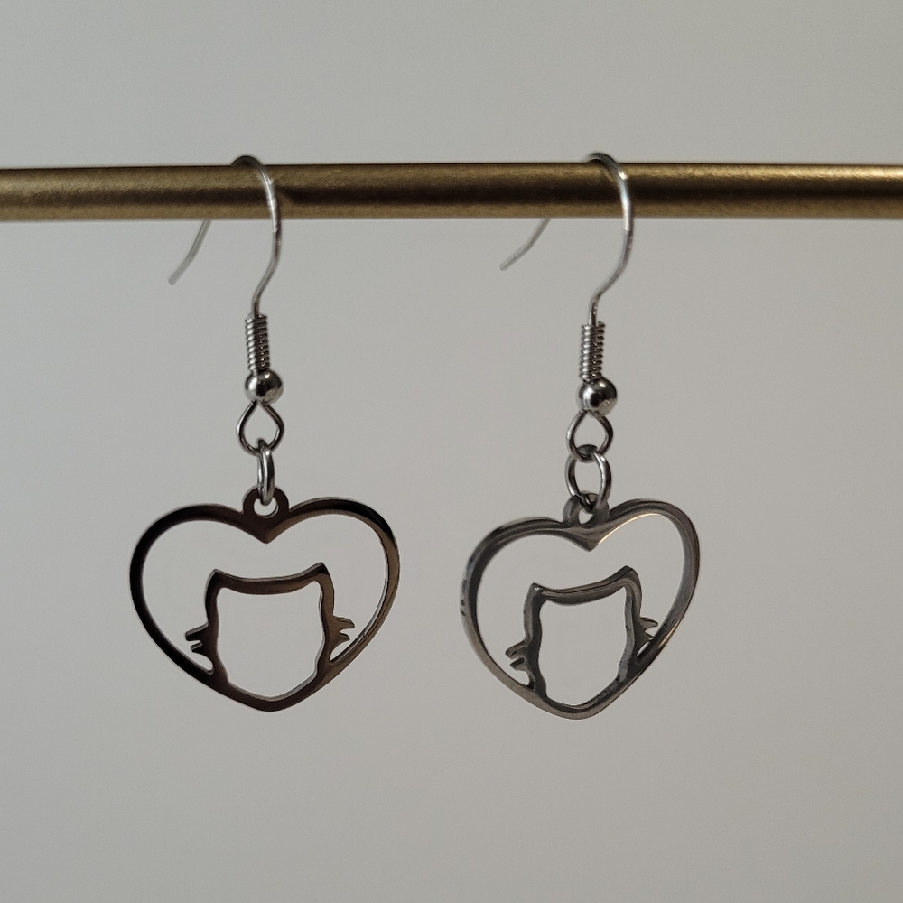 New Silver Tone Cat Earrings